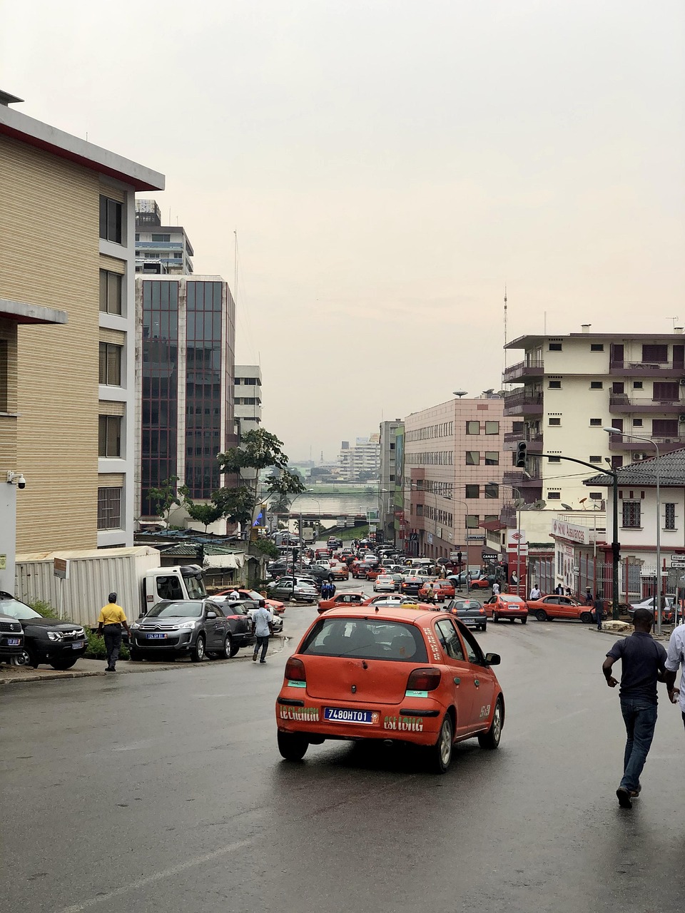 services-02 abidjan, plateau, taxi, street, ivorian, city, urban, road, vehicle, africa, abidjan, abidjan, abidjan, abidjan, abidjan